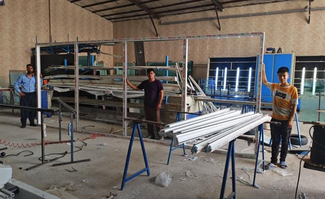 کارگاه تولیدی درب و پنجره دو جداره